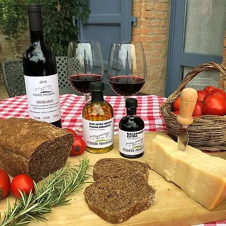 Podere Prasiano Κατάλυμα σε φάρμα Marano sul Panaro